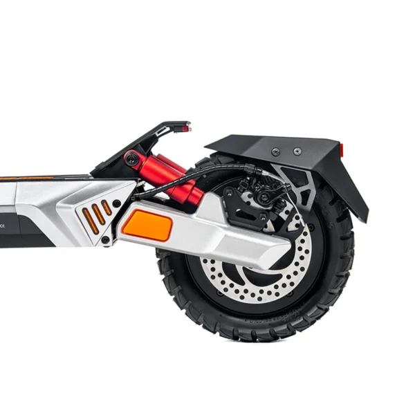 KuKirin M4 Max kõrge kliirens küljel