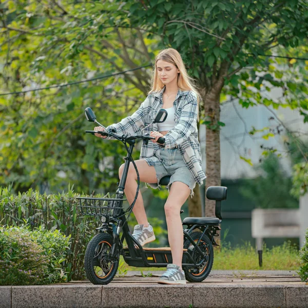 KuKirin C1 Pro elektrijalgratta tagaratta juures asuv 500W mootor